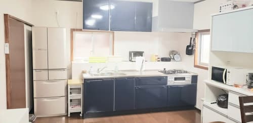 沖縄市コザ２世帯風住宅　＾