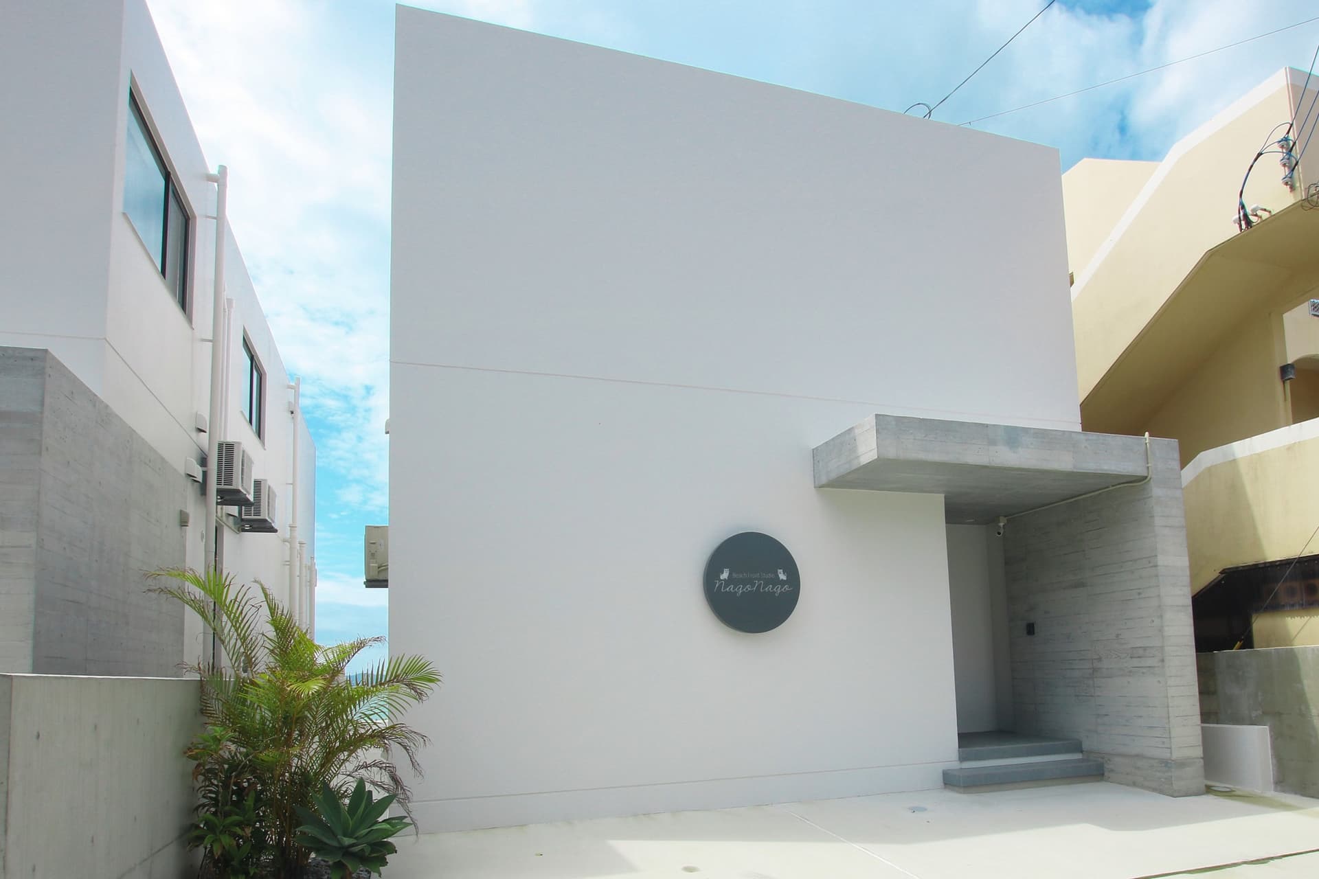 Beach front studio NagoNago