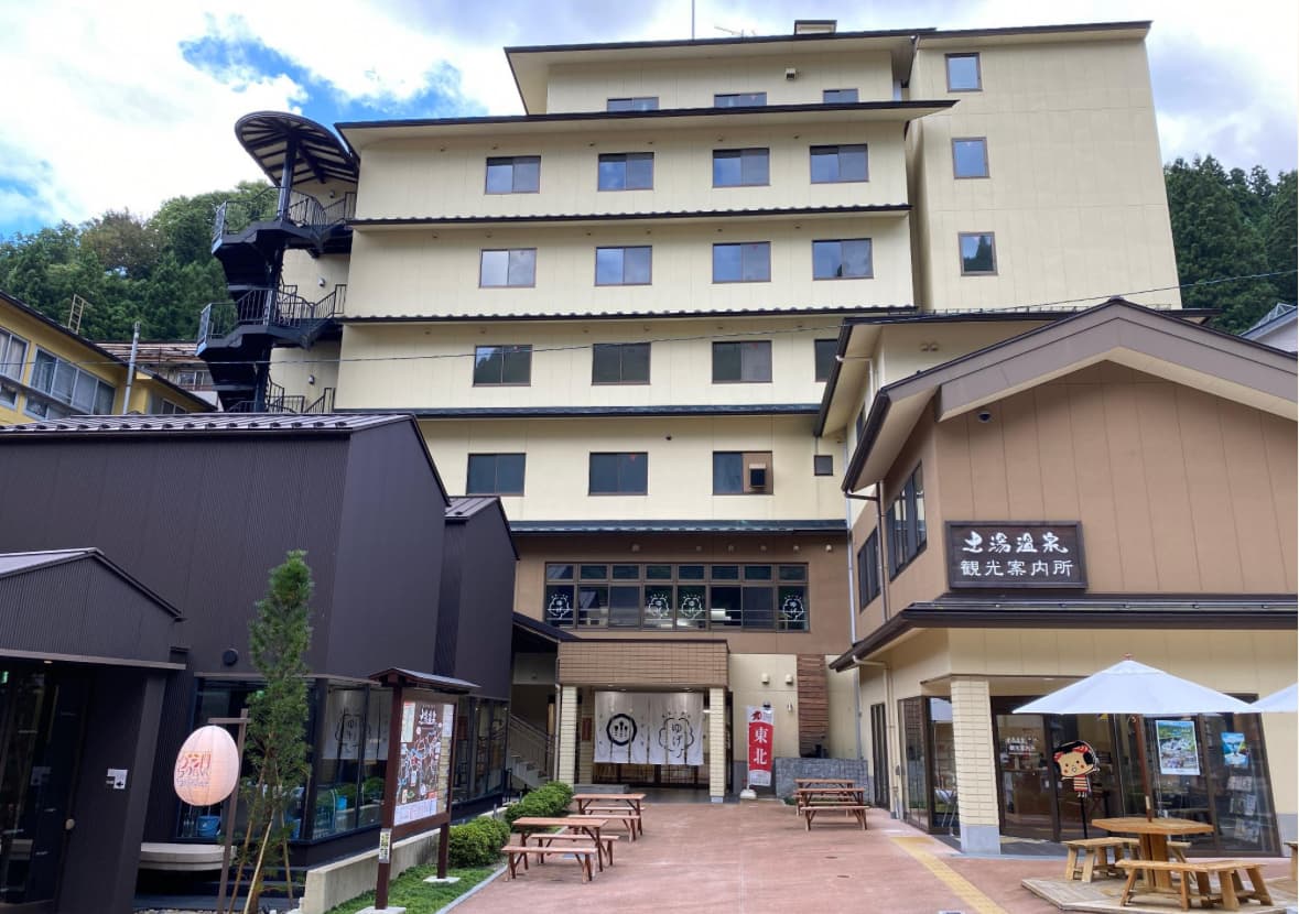 素泊まりの宿　湯楽座