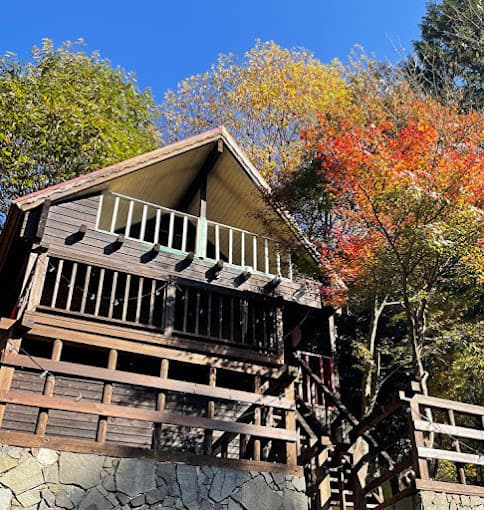 モリソンヴィラ 石垣のログハウス