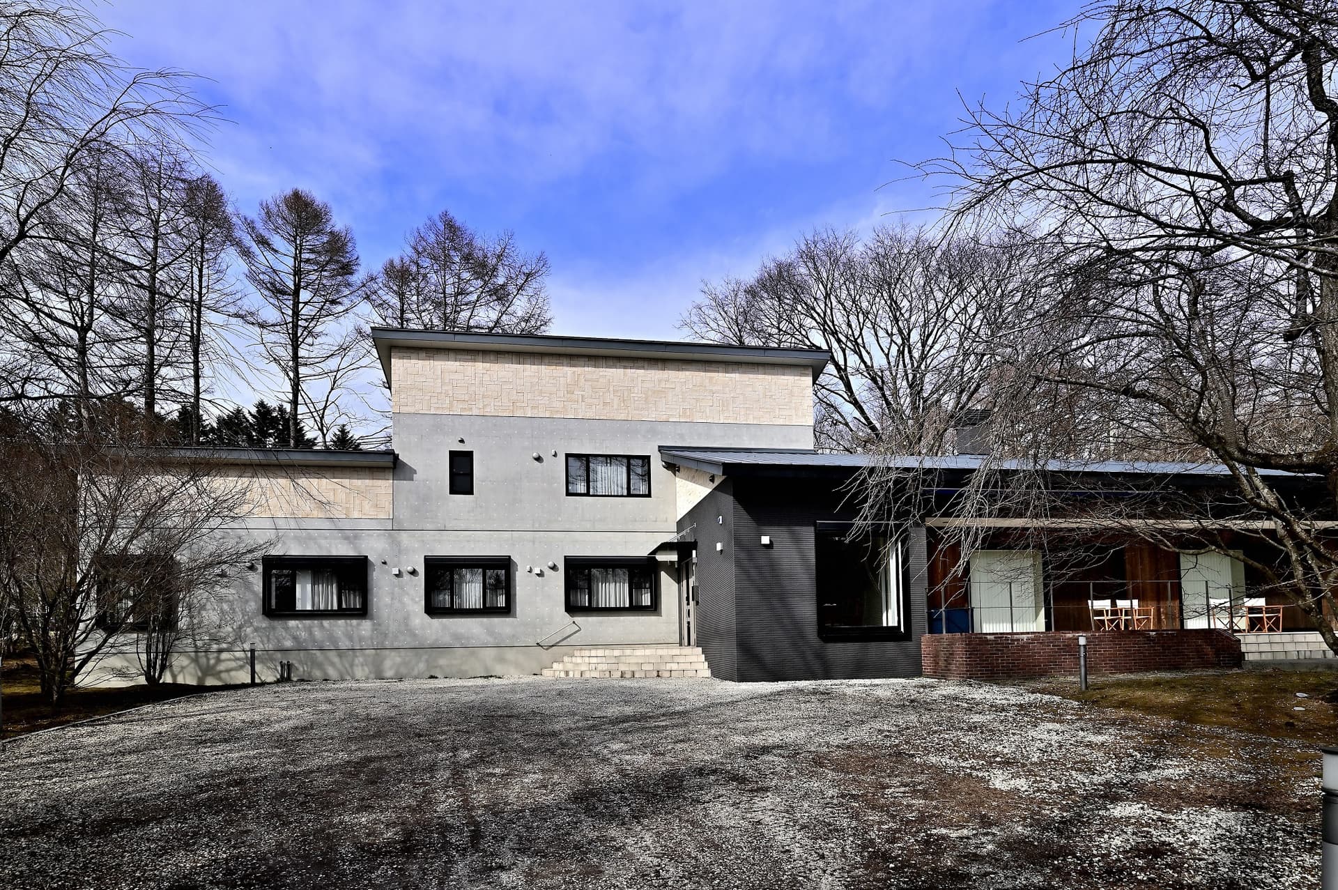 Ｔｈｅ　ＦＯＲＥＳＴ　Ｒｅｔｒｅａｔ　Ｋａｒｕｉｚａｗａ