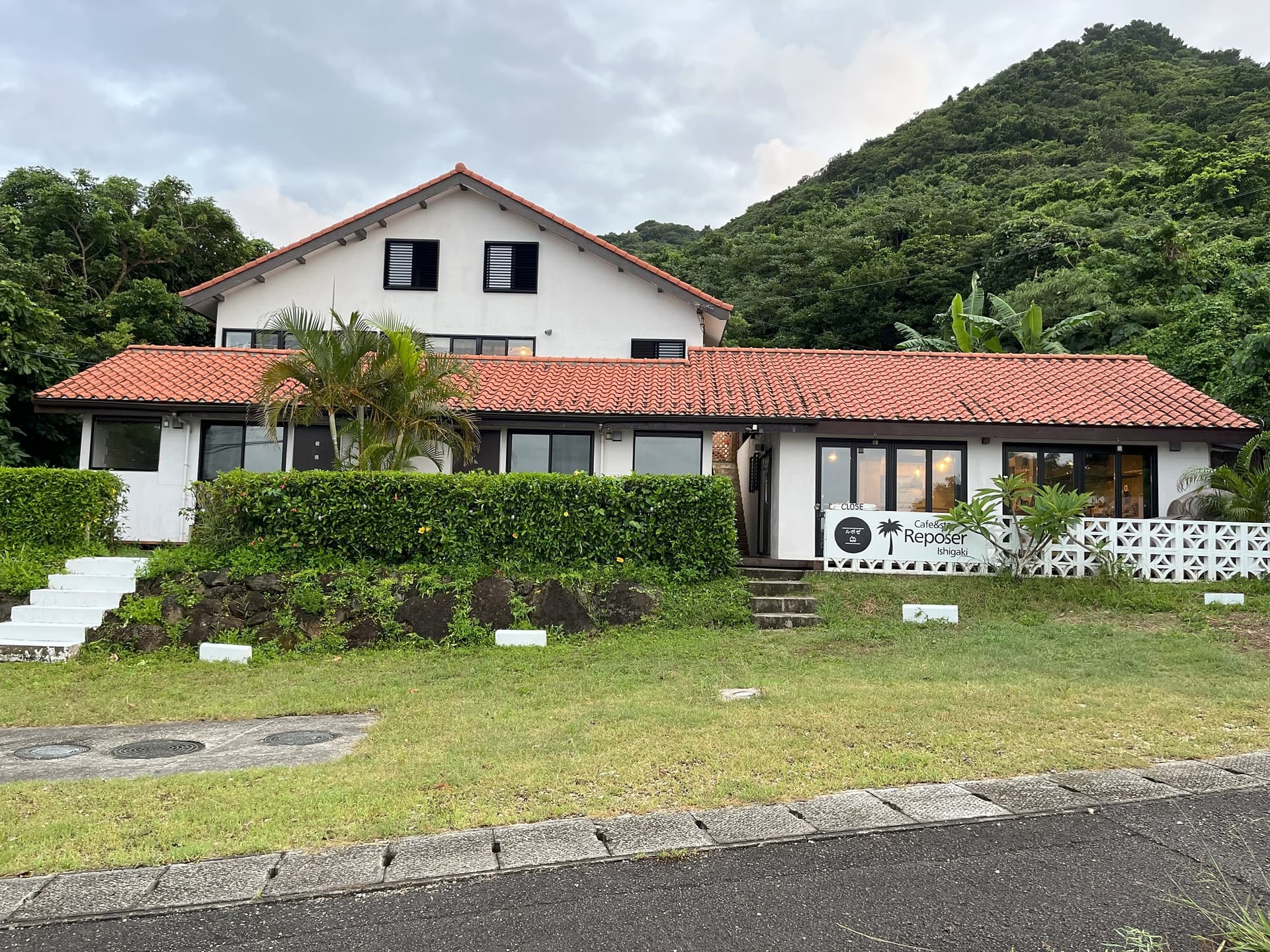 Ｃａｆｅ＆Ｓｔａｙ　Ｒｅｐｏｓｅｒ石垣＜石垣島＞