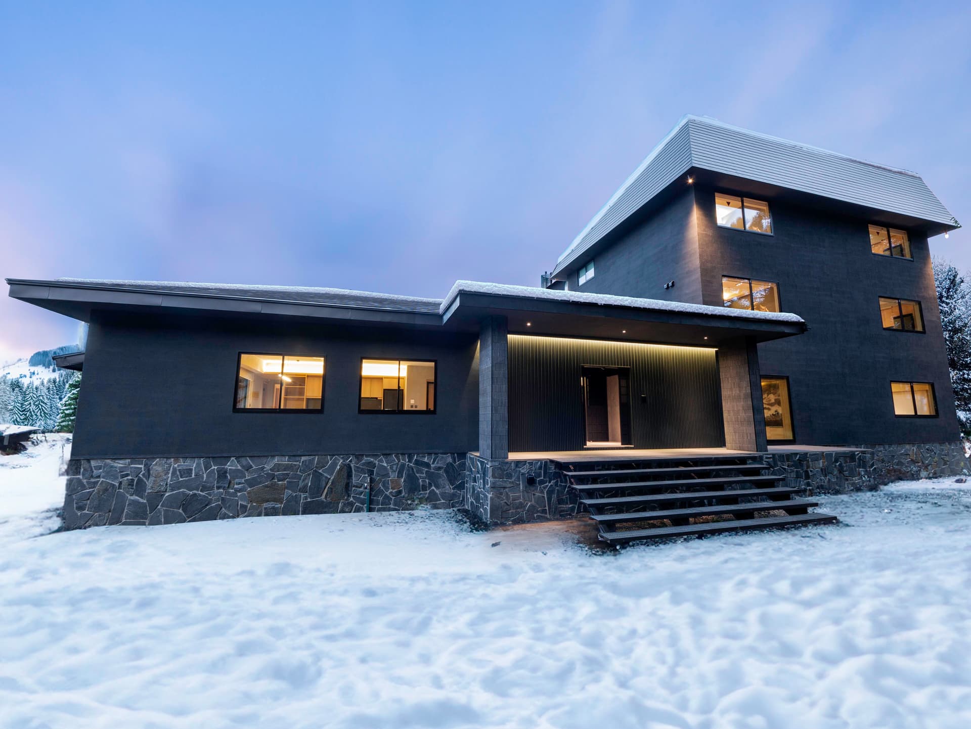 ＳＫＩ　ＩＮＮ　ＨＡＫＵＢＡ　ＩＷＡＴＡＫＥ