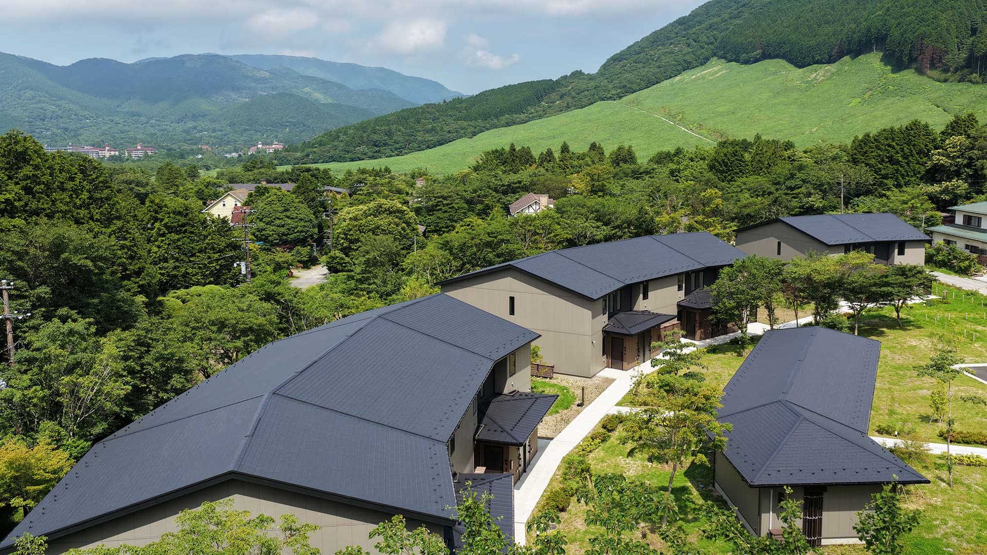 Ｒａｋｕｔｅｎ　ＳＴＡＹ　箱根すすき草原