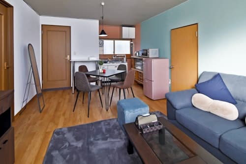 ＭＯＶＥ８／民泊