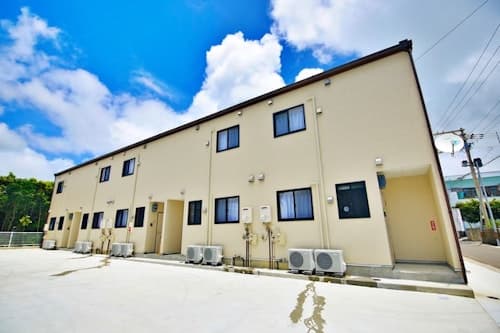 プラスライフ大浜　１０号室　＾