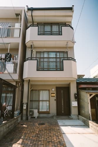 X101 名古屋駅徒歩圏内貸切戸建広々109 平米最大12名 ^