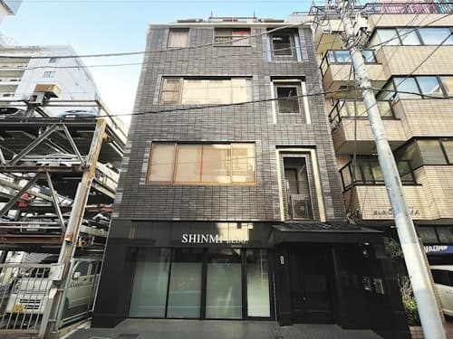 浅草寺まで徒歩8分の広くて静かな民泊/民泊