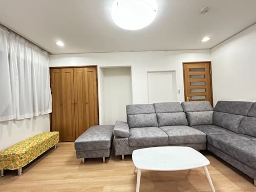 浅草直通・駅５分｜１５０平米の広々５ＬＤＫ！和風庭＆スカイツリー夜景の家族向け邸宅家／民泊