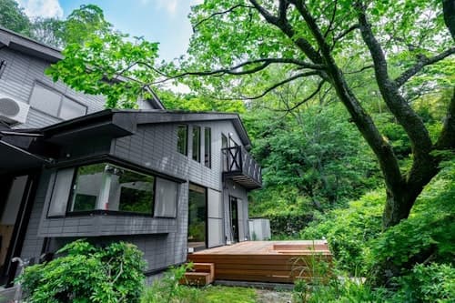 Ｃａｌｍ　ｖｉｌｌａ　熱海　＾