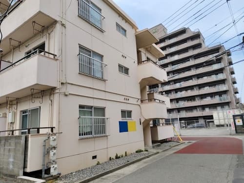 徳島駅徒歩１０分｜城跡公園前の静かな貸切　＾