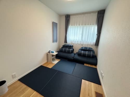 Ａｋｉｋａｗａ　Ｋｏｓｈｉ　２　ＴＳＭＣ１５分　鉄骨１棟貸切戸建／民泊