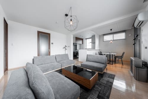 ＧＲＡＮＤＩＡ　４０１／民泊