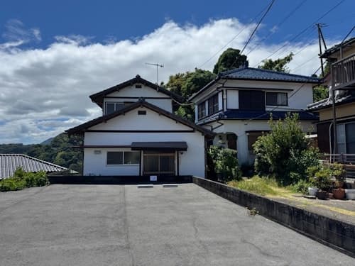 ＢｌｕｅＴｒｅｅ稲取／民泊