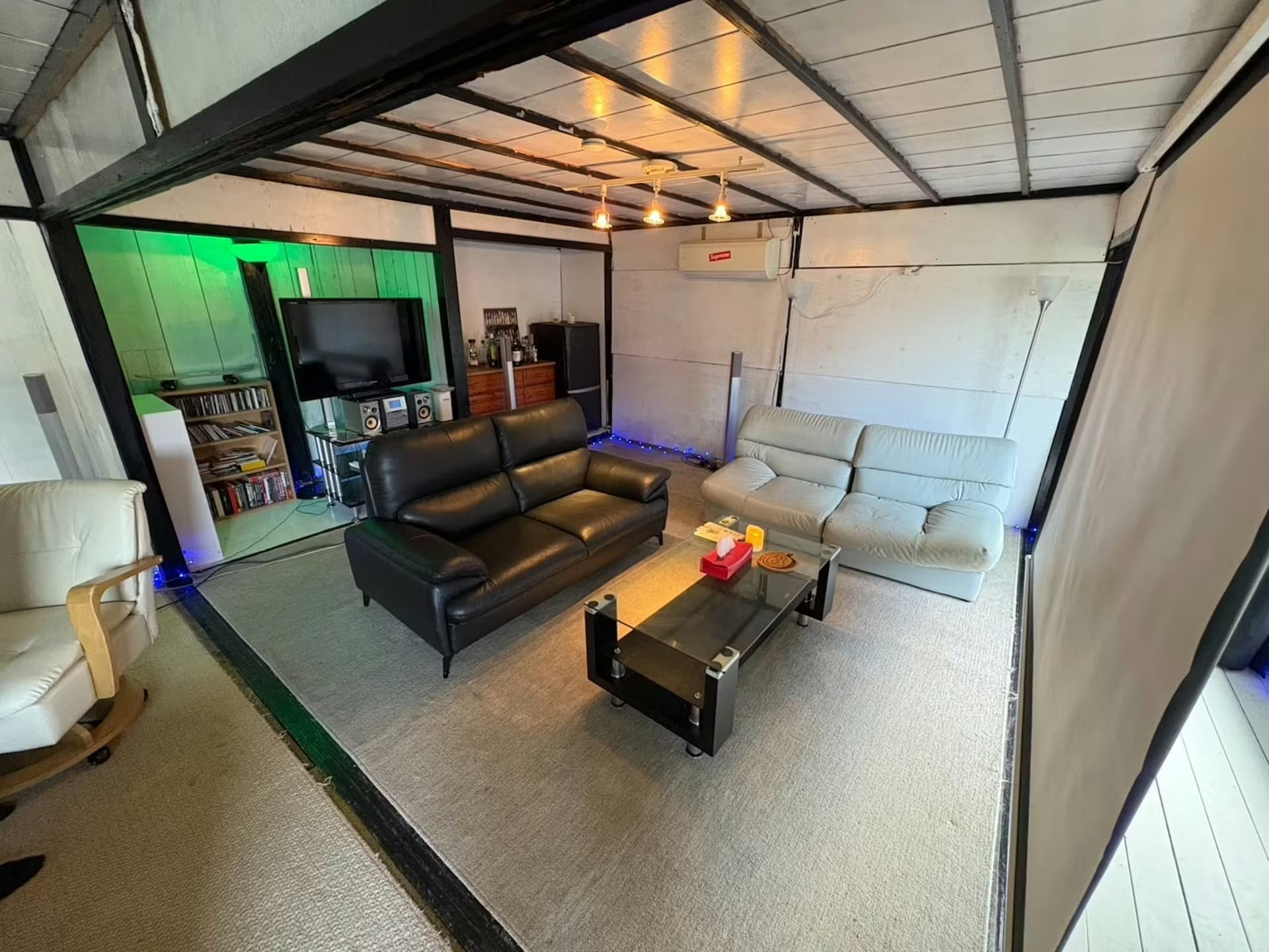 モクベース　ー　古民家エンタメ宿｜北国街道沿い・木之本町木之本／民泊