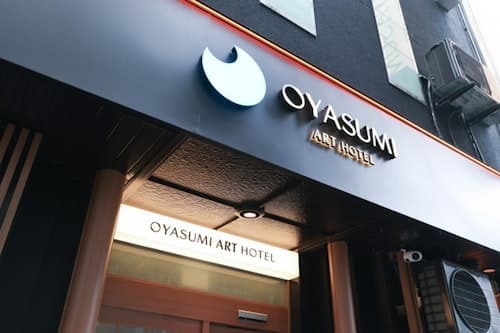 ＯＹＡＳＵＭＩ　ＡＲＴ　ＨＯＴＥＬ　道頓堀　＾