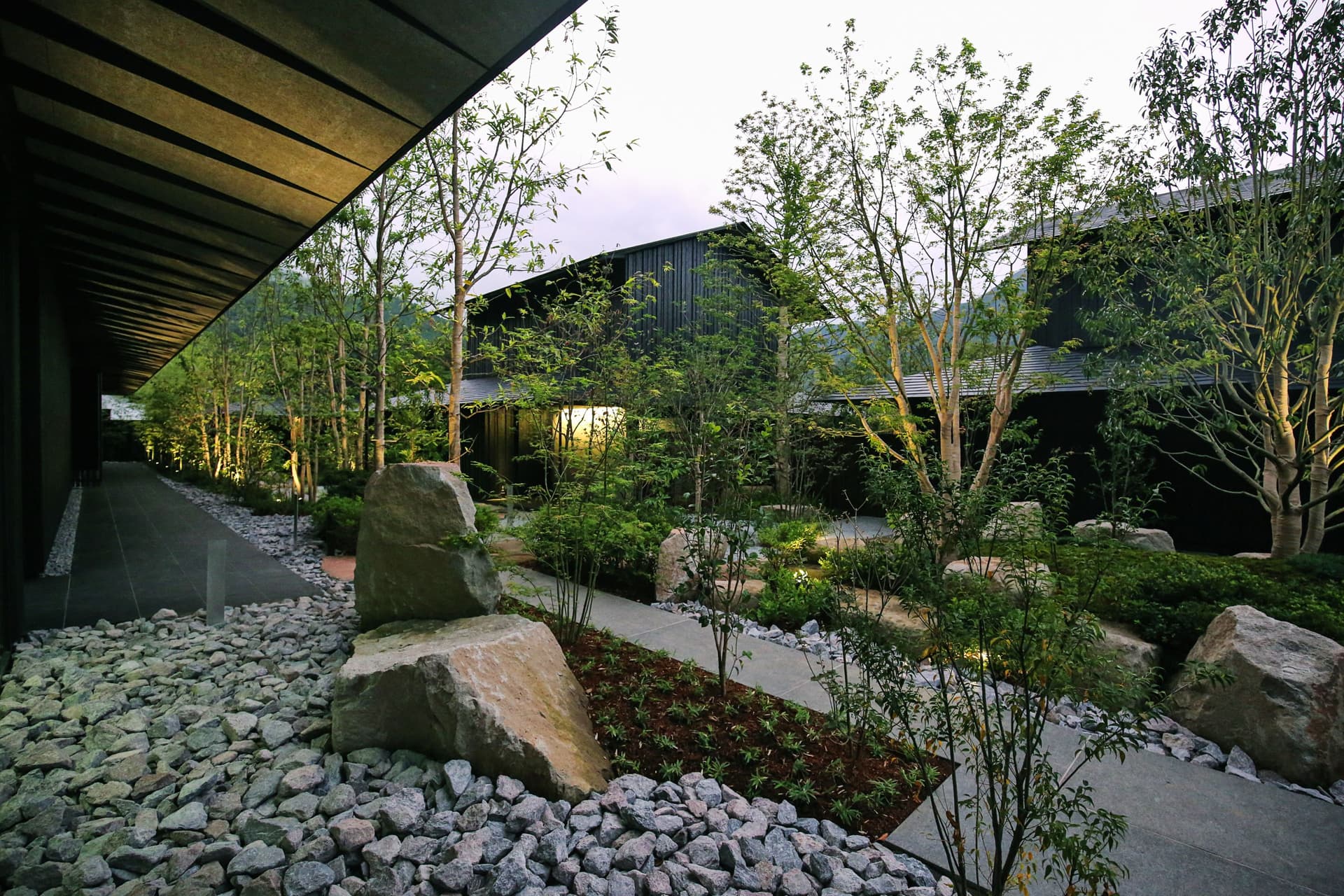 ＣＯＭＩＣＯ　ＡＲＴ　ＨＯＵＳＥ　ＹＵＦＵＩＮ