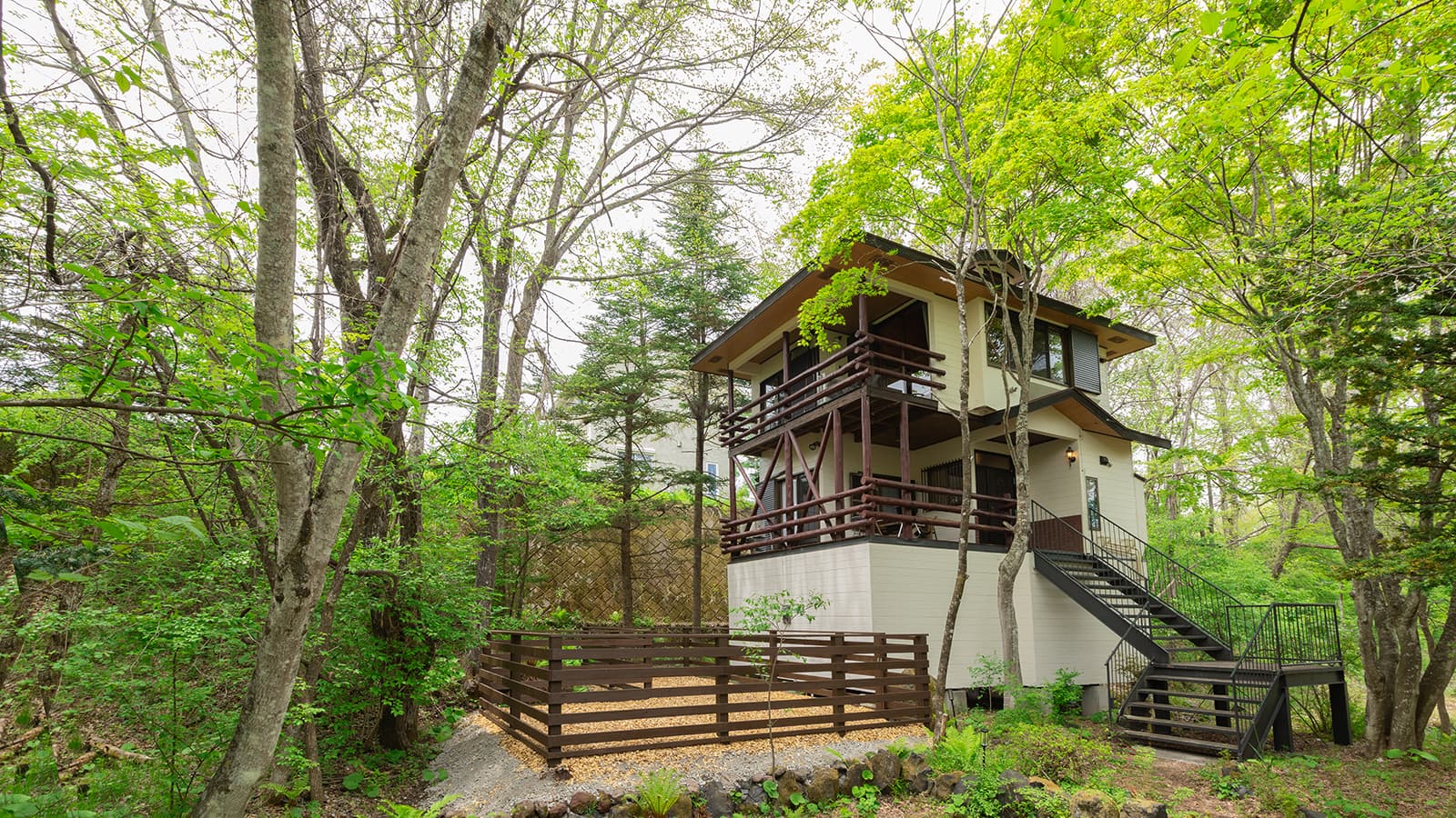 ｒｉｎｎｅ　２ｎｄ　ｌｉｖｉｎｇ　Ｋｉｔａｋａｒｕｉｚａｗａ　Ｇａｒｄｅｎ