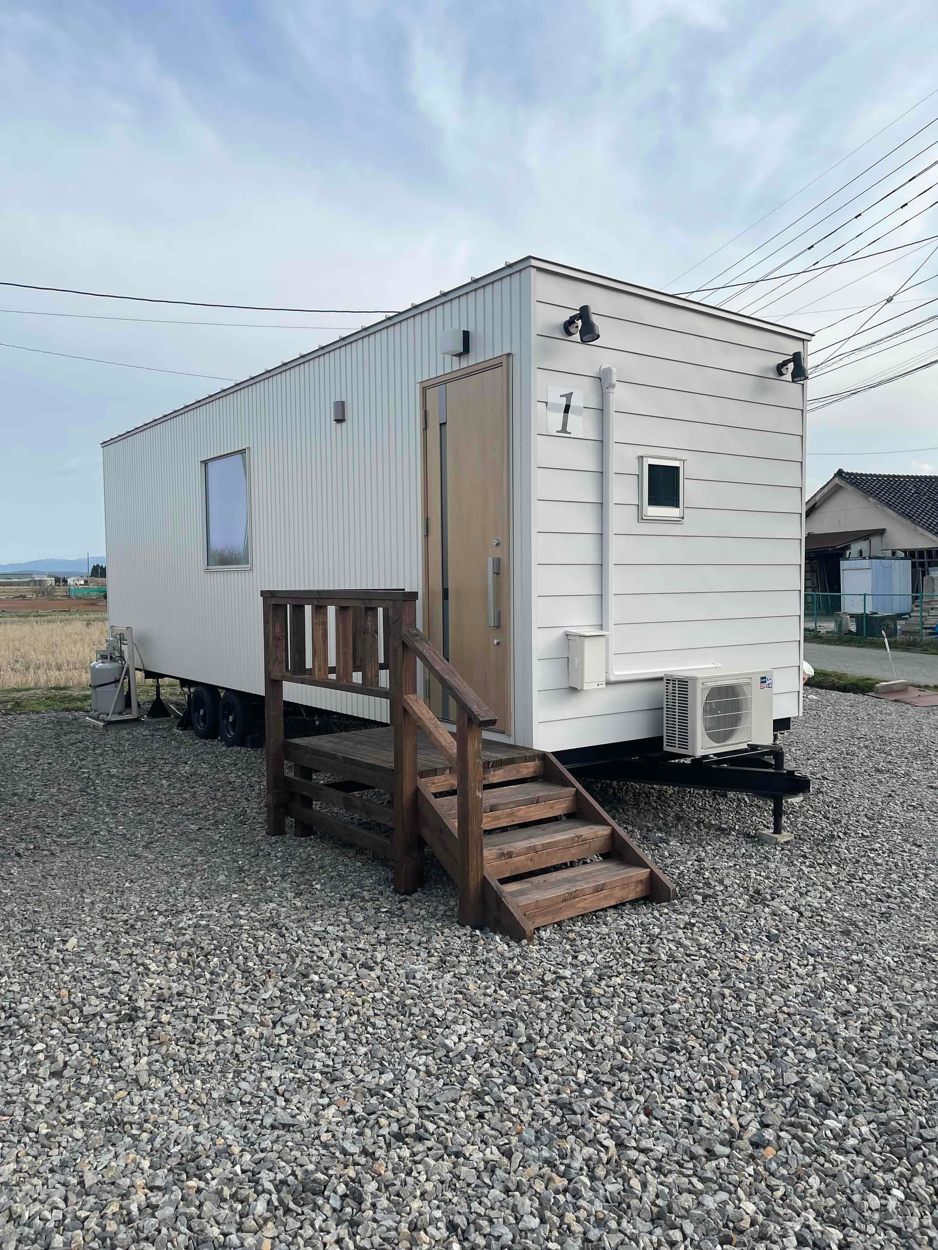 トレーラーハウス能登　牡蠣の宿ｉｋｅ