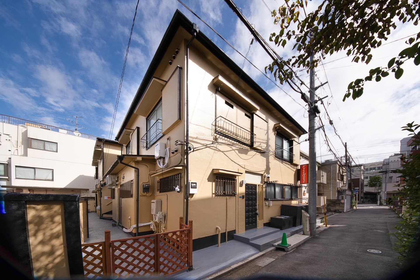 Ｆｕｌｌ　Ｈｏｕｓｅ１０２