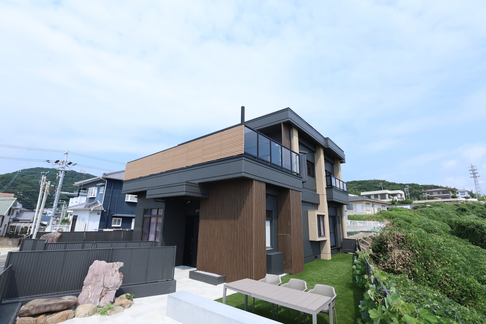 Ｖａｓｔ　Ｂｌｅｕ　Ｉｗａｙａ＜淡路島＞