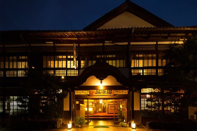 登録有形文化財の宿 奥津温泉 名泉鍵湯 奥津荘