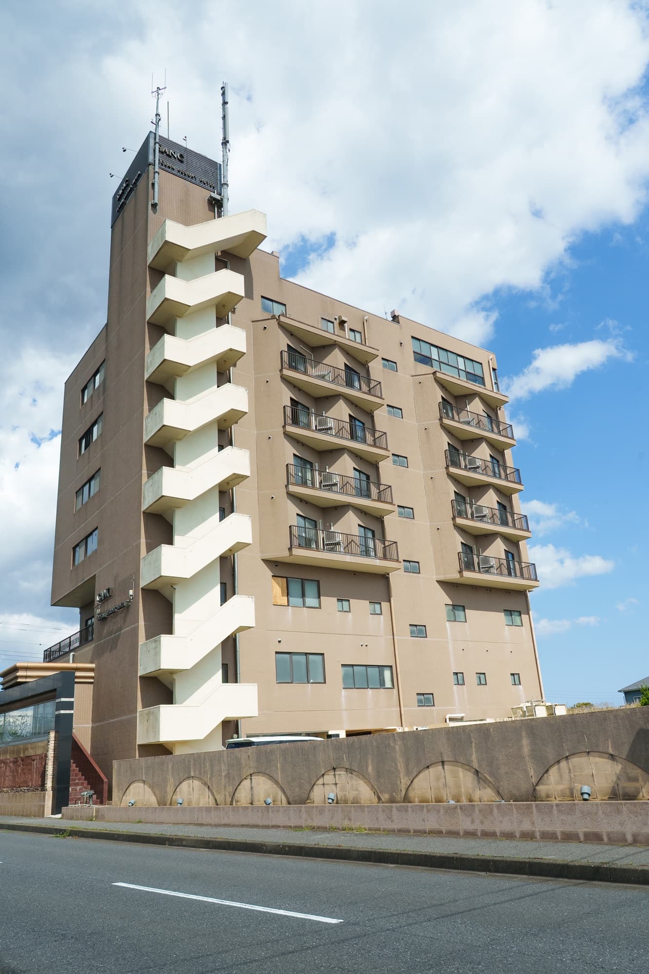 ＪＵＮ　ＲＥＳＯＲＴ　ＨＯＴＥＬ