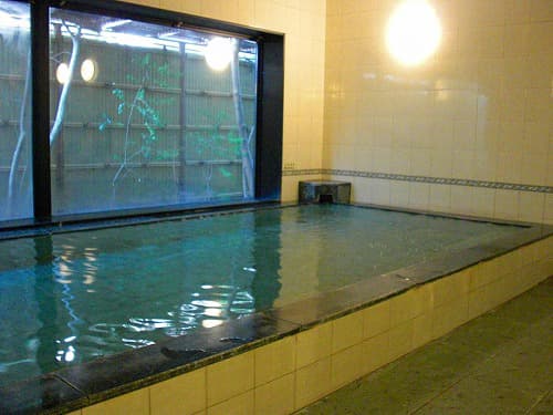 ホテルルートイン熊本駅前 2