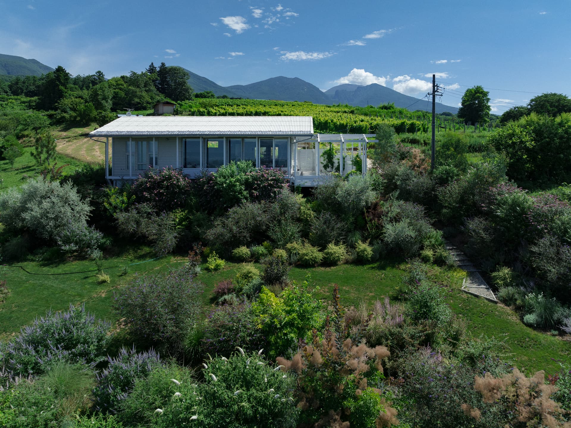 ＡＳＮＯＶＡ　ＲＥＳＯＲＴ　／　空の家ガーデン