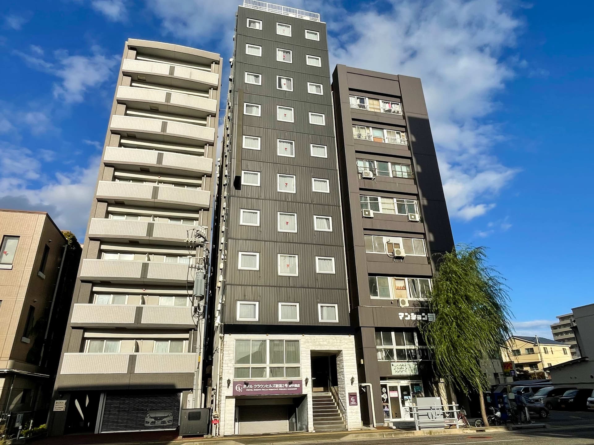ホテルクラウンヒルズ新潟２号東中通店