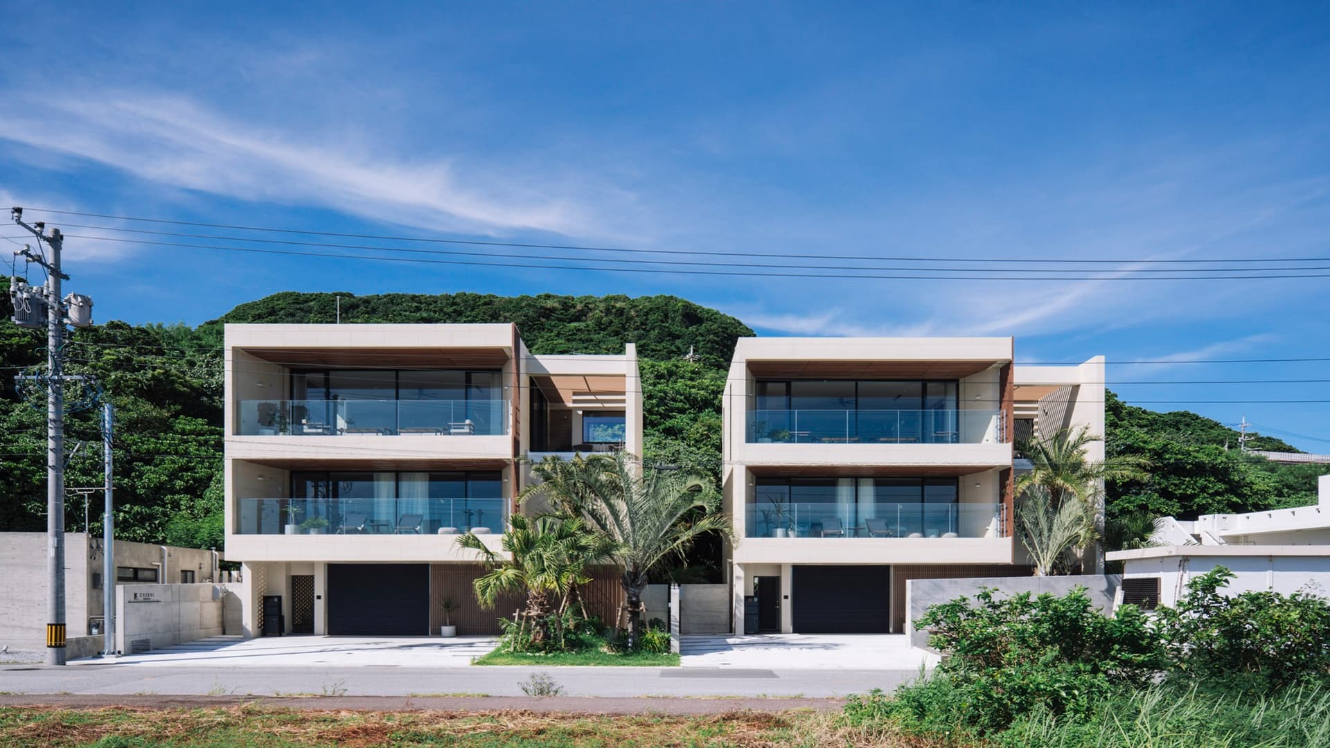 セレヴィ南城 A棟・B棟