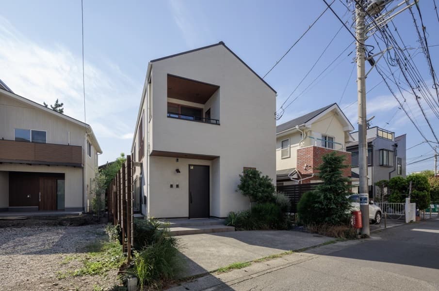 ＳＨＥＬＬ　ＴＨＥ　ＴＨＩＲＤ