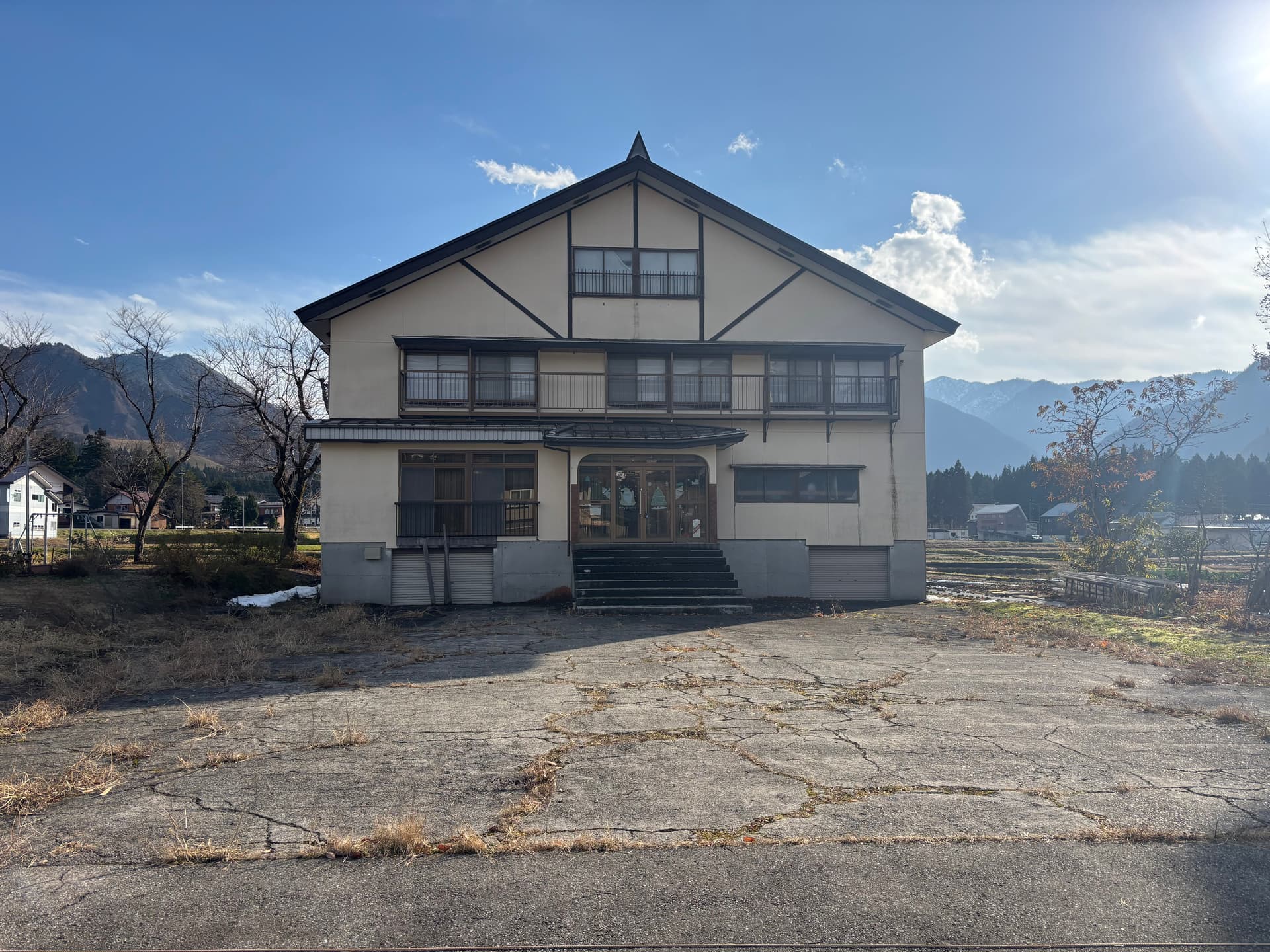 ロッヂ　雪ん子