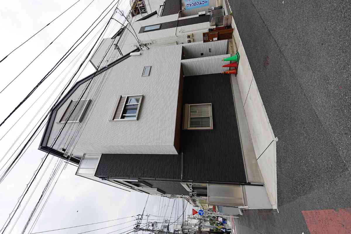 １００　ＩＮＮ　Ｓｔａｎｄａｒｄ