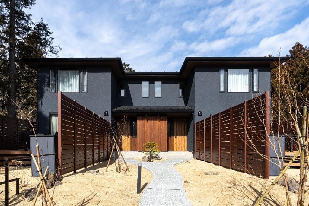 ＲＥＲＥＳＯ　ＭＯＴＯＨＡＫＯＮＥ（リリゾ元箱根）