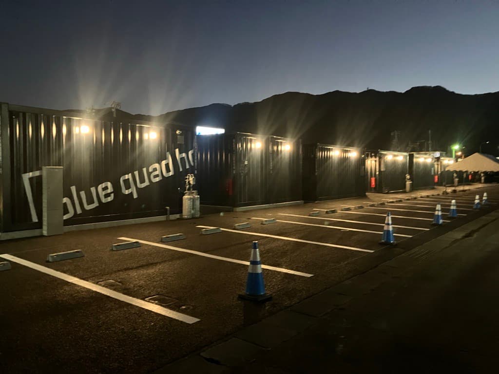 ｂｌｕｅ　ｑｕａｄ　ｈｏｔｅｌ　諏訪