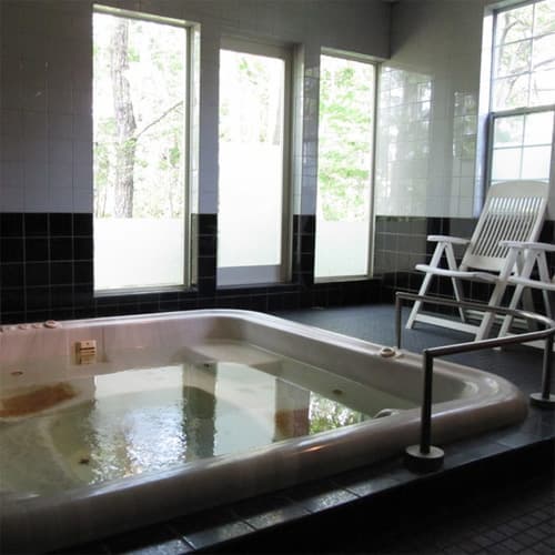 ガストホフ　アルタニー 2