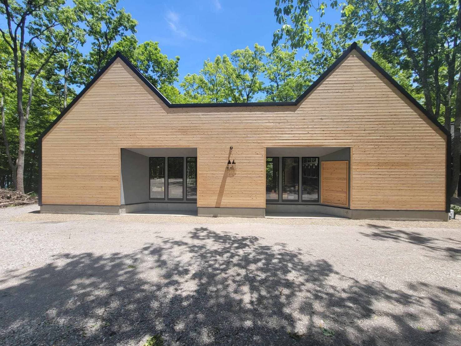 ＹＵＦＵＩＮ　ＨＯＧＯＮＥＫＯ　ＦＯＲＥＳＴ