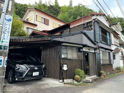 至近に海と鉄道を眺めるボートソファルームで至極のサウナ＆スパ体験！【トリックマーメイド】／民泊