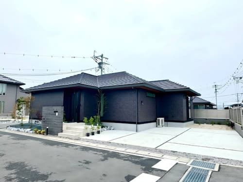 【光の森・菊陽町】ＴＳＭＣ　車２０分｜新築一棟貸切３ＬＤＫ｜Ａｋｉｋａｗａ　Ｍｉｙｏｓｈｉ　１／民泊