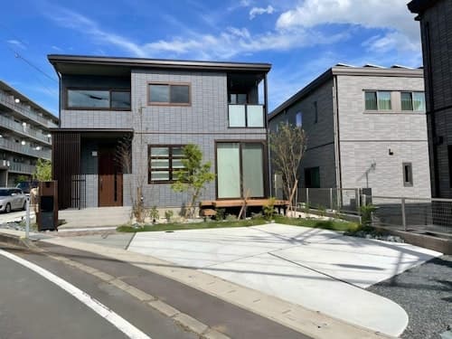 【益城町】｜熊本空港１５分｜一棟貸切４ＬＤＫ｜畳スペース付｜Ａｋｉｋａｗａ　Ｍａｓｈｉｋｉ　１／民泊