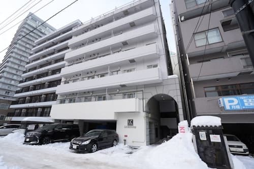 Ｕｒｂａｎ　Ｓｔａｙ　ＬＣ１２番館　＾