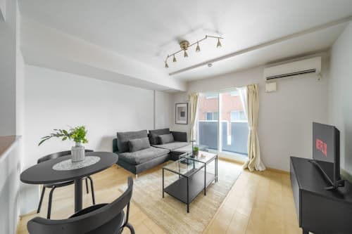 Ｅ－ＵＳ　ＮＡＥＢＯ　ＳＴＡＴＩＯＮ　１０３／民泊