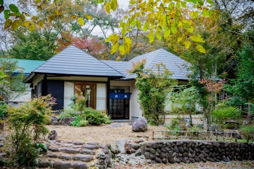 『平和家－ＨＥＩＷＡＫＡ－』｜カフェレストラン券付｜温泉付き貸別荘　｜ガイアリゾート　＾