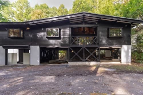 Ｔ＆Ａ　Ｒｅｓｏｒｔ＆Ｓａｕｎａ　ＫＡＲＵＩＺＡＷＡ　＾