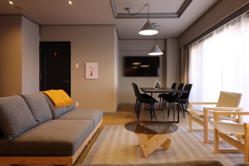 サンモールクレスト８０２／民泊