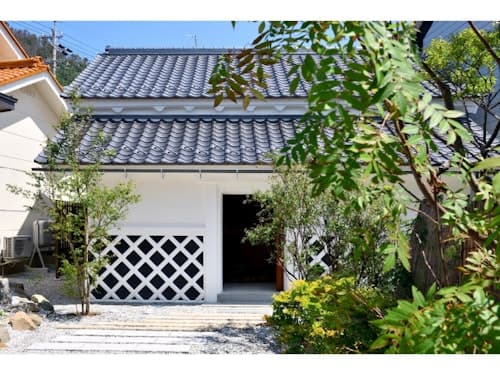 一棟貸し宿とサウナ　束間　＾