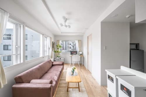 ＣＯＵＲＴ　ＶＩＬＬＡ　ＳＡＰＰＯＲＯ　４０１／民泊