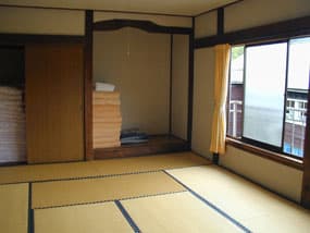 桧枝岐小屋（ヒノエマタゴヤ） 2