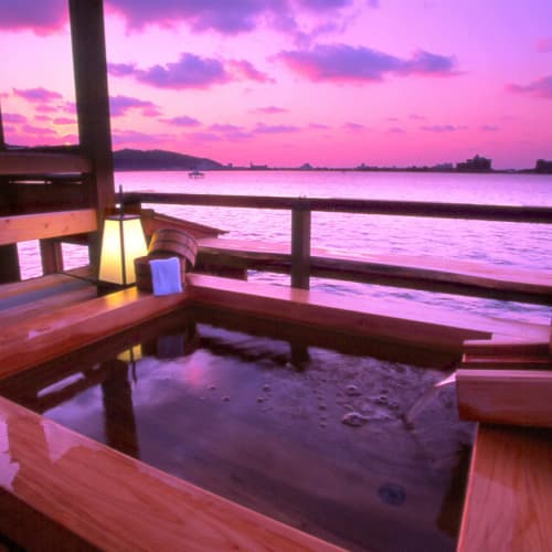 東郷温泉　湖泉閣　養生館 2